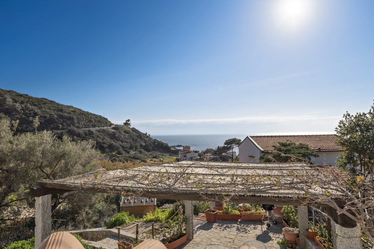 La Casa con Patio a Pomonte